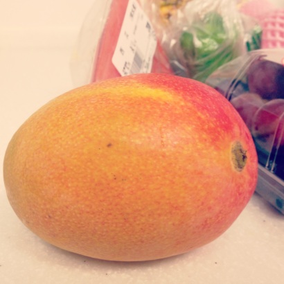 Este delicioso mango lo compré en oferta. Fueron los 4 dólares mejor invertidos.